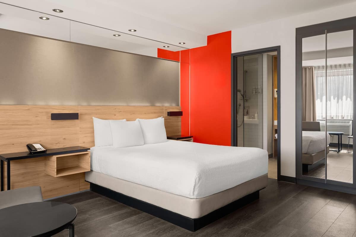 Room, 1 Queen Bed, Non Smoking