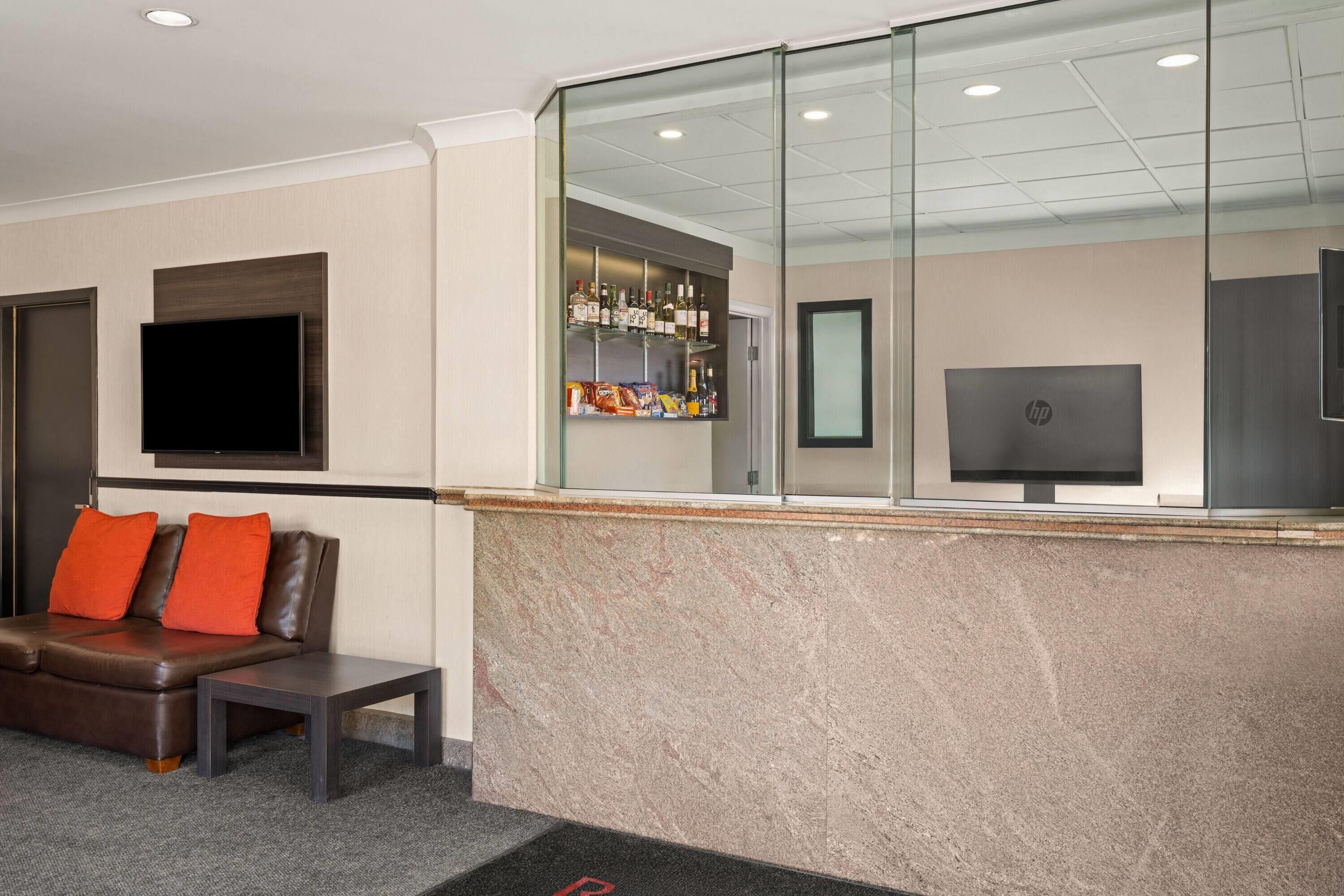 Foto - Ramada by Wyndham Laval