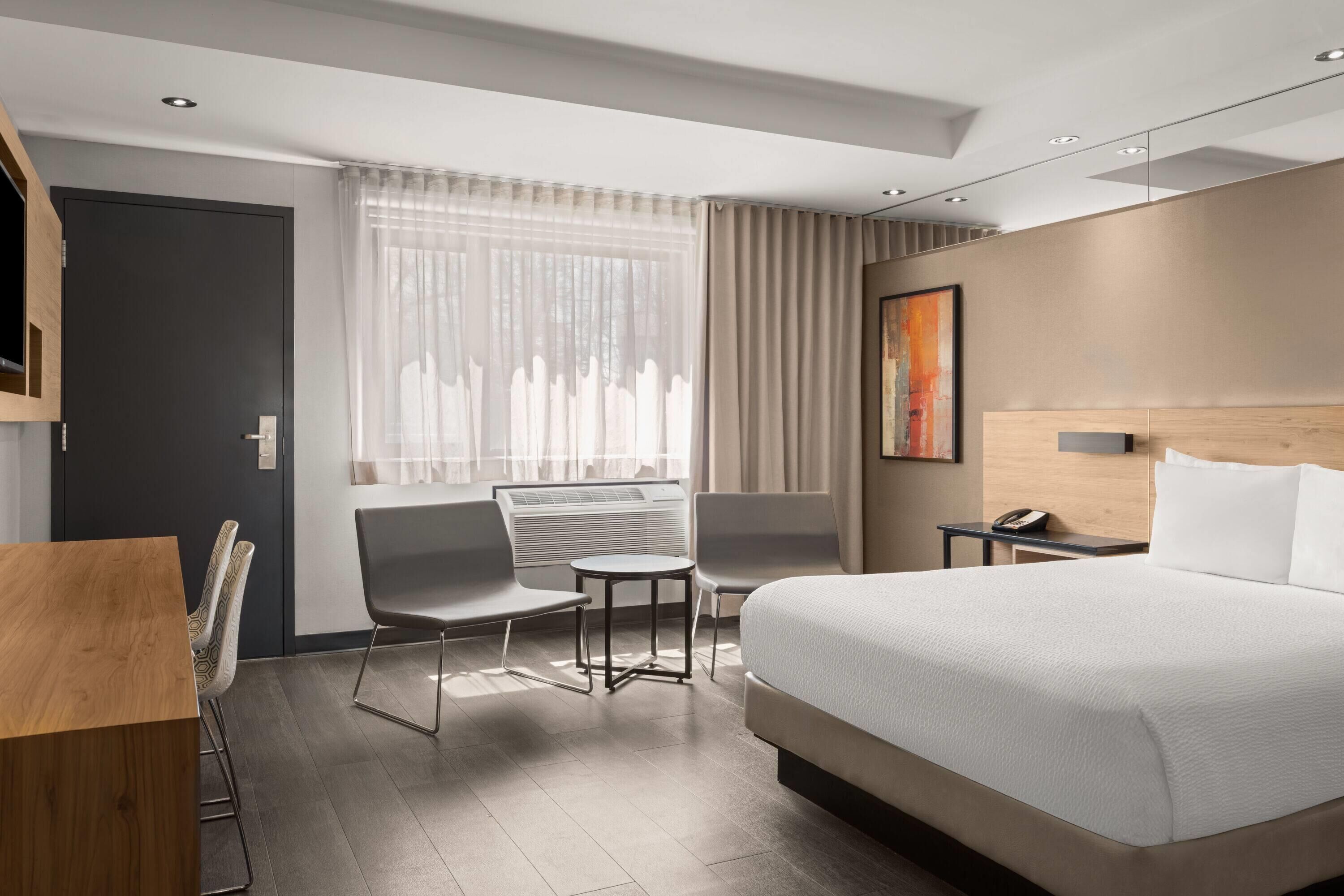 Bureau, chambres insonorisées, Wi-Fi gratuit, draps fournis