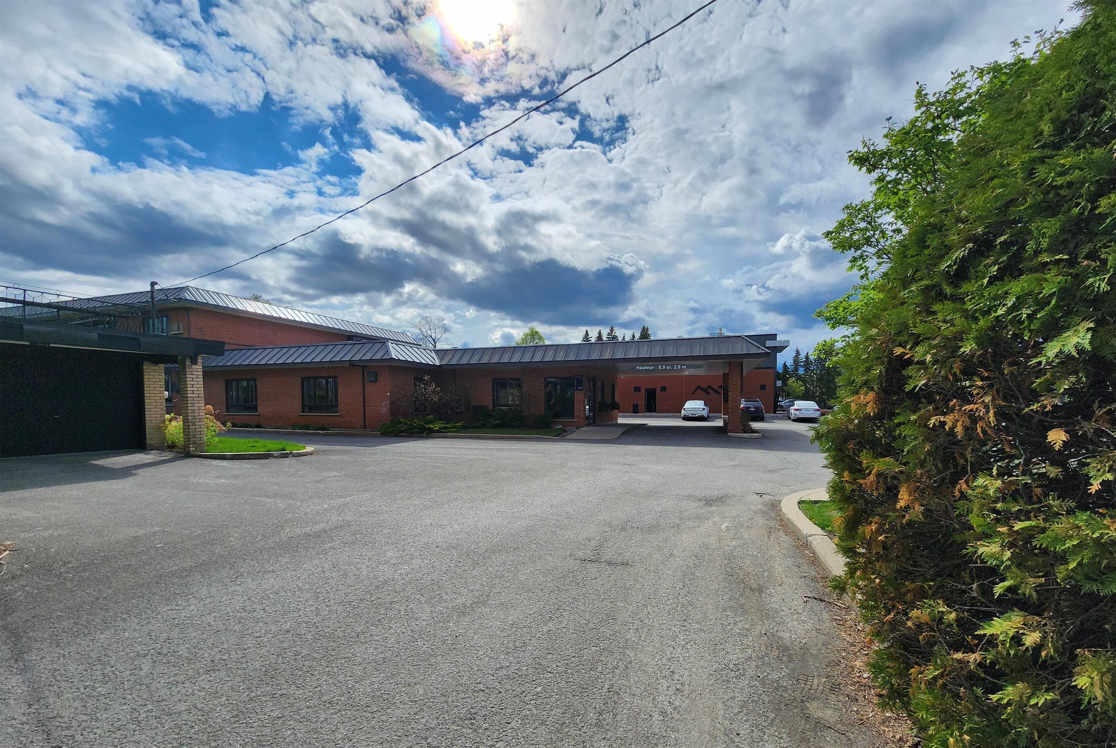 Foto - Ramada by Wyndham Laval