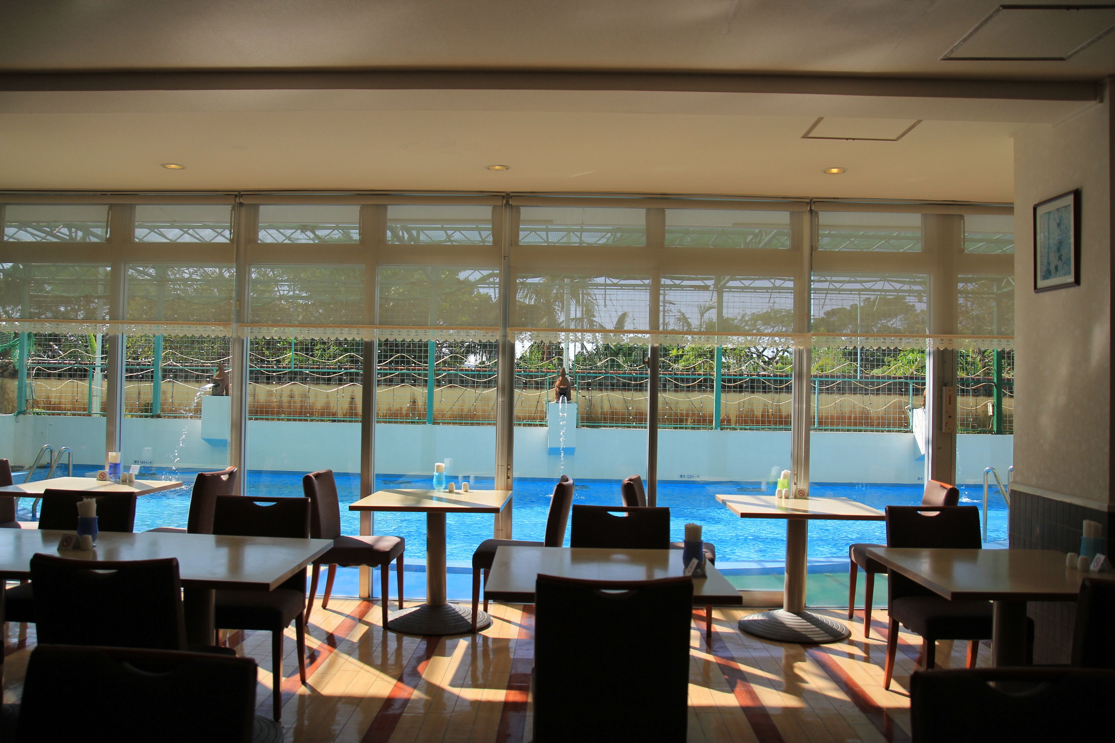 4 restaurants, breakfast, lunch, dinner served; japanese cuisine