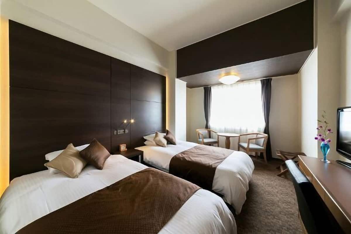 Coffres-forts dans les chambres, ameublement personnalisé, bureau