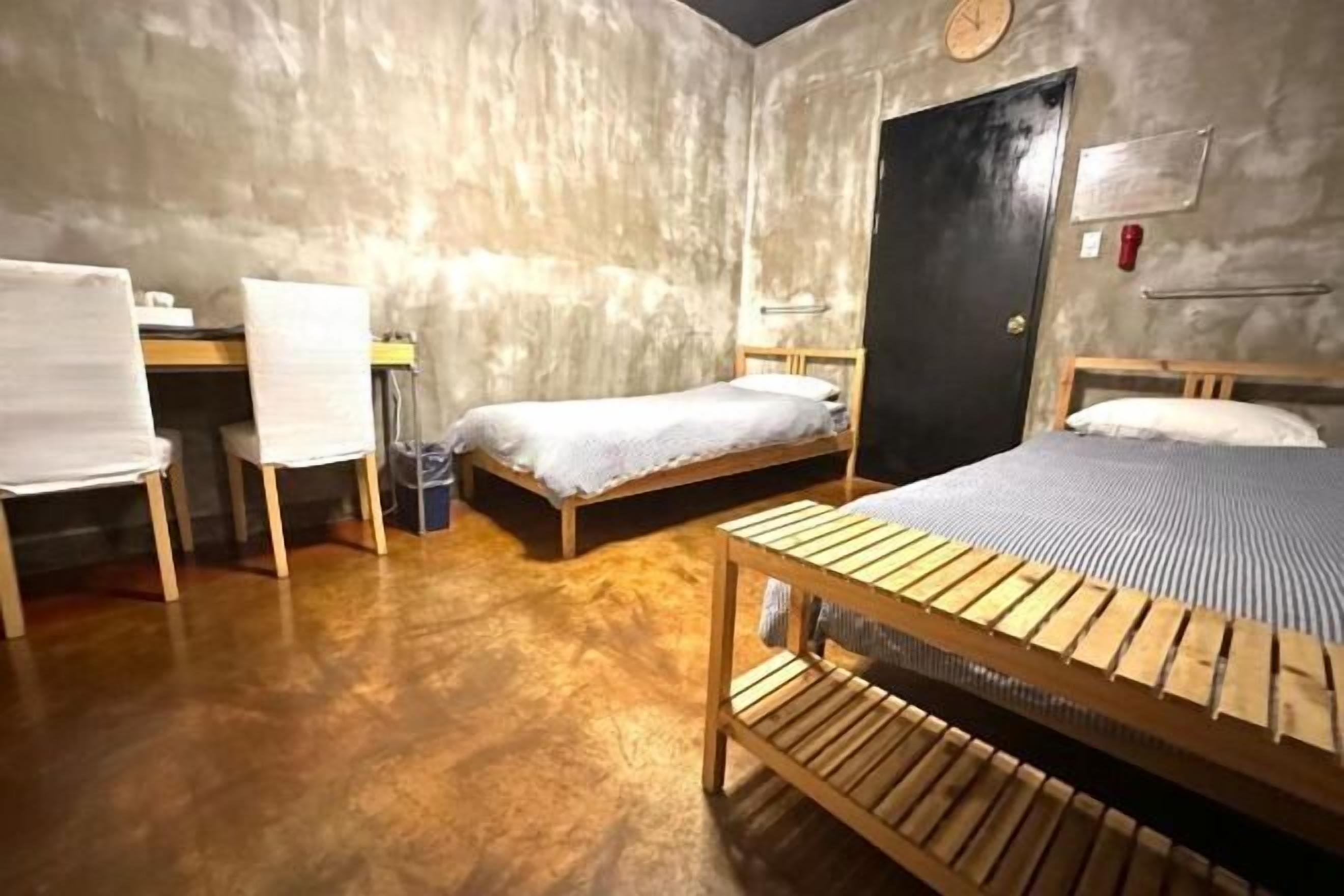 Premium bedding, free WiFi, bed sheets