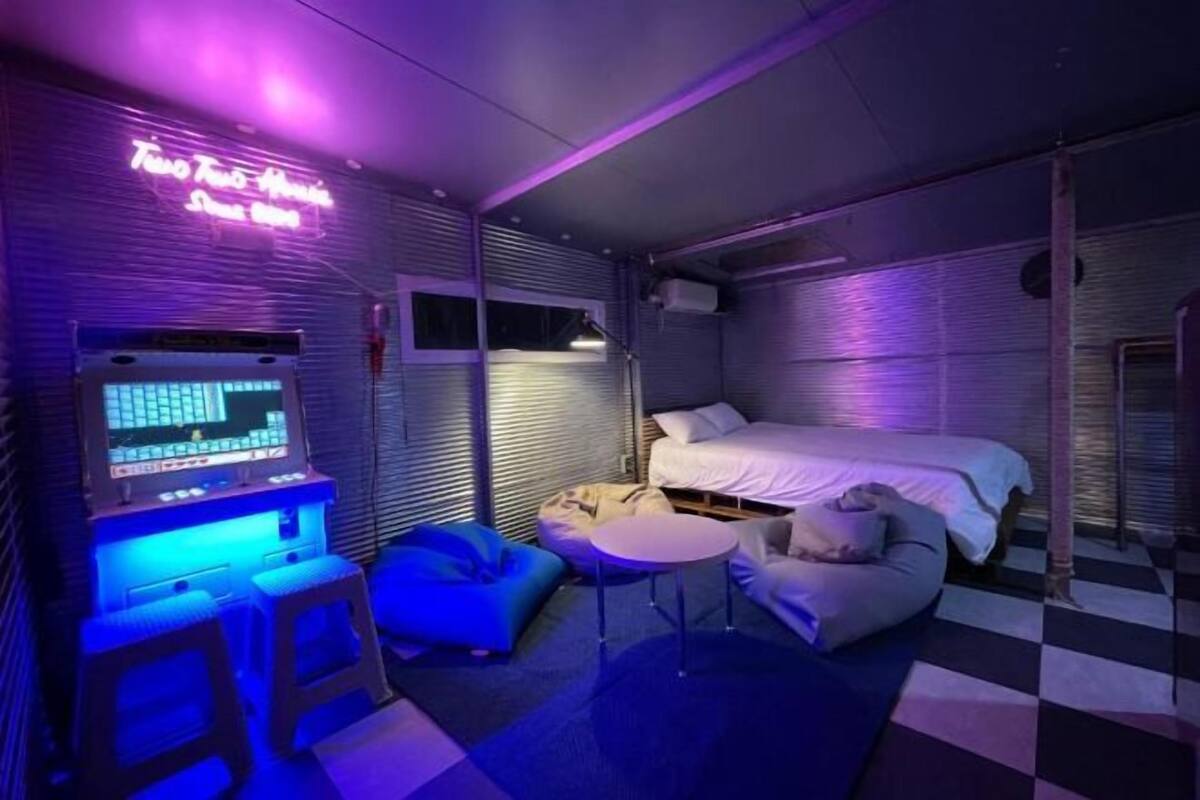 1 bedroom, premium bedding, free WiFi, bed sheets