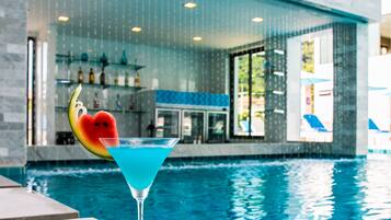 Poolside bar