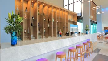 2 bars/lounges, poolside bar