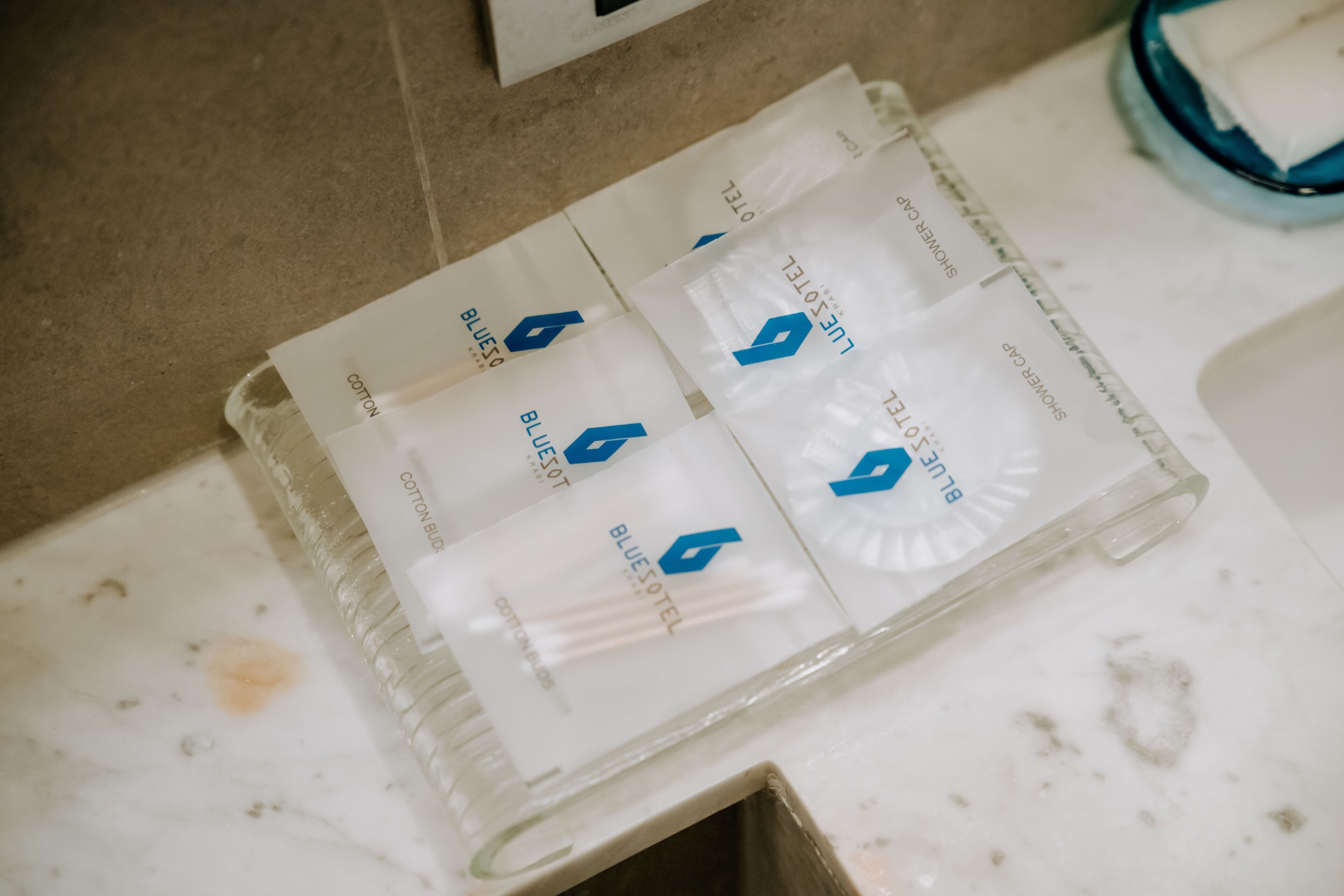 deluxe triple room | bathroom amenities | separate bathtub and shower, deep-soaking bathtub