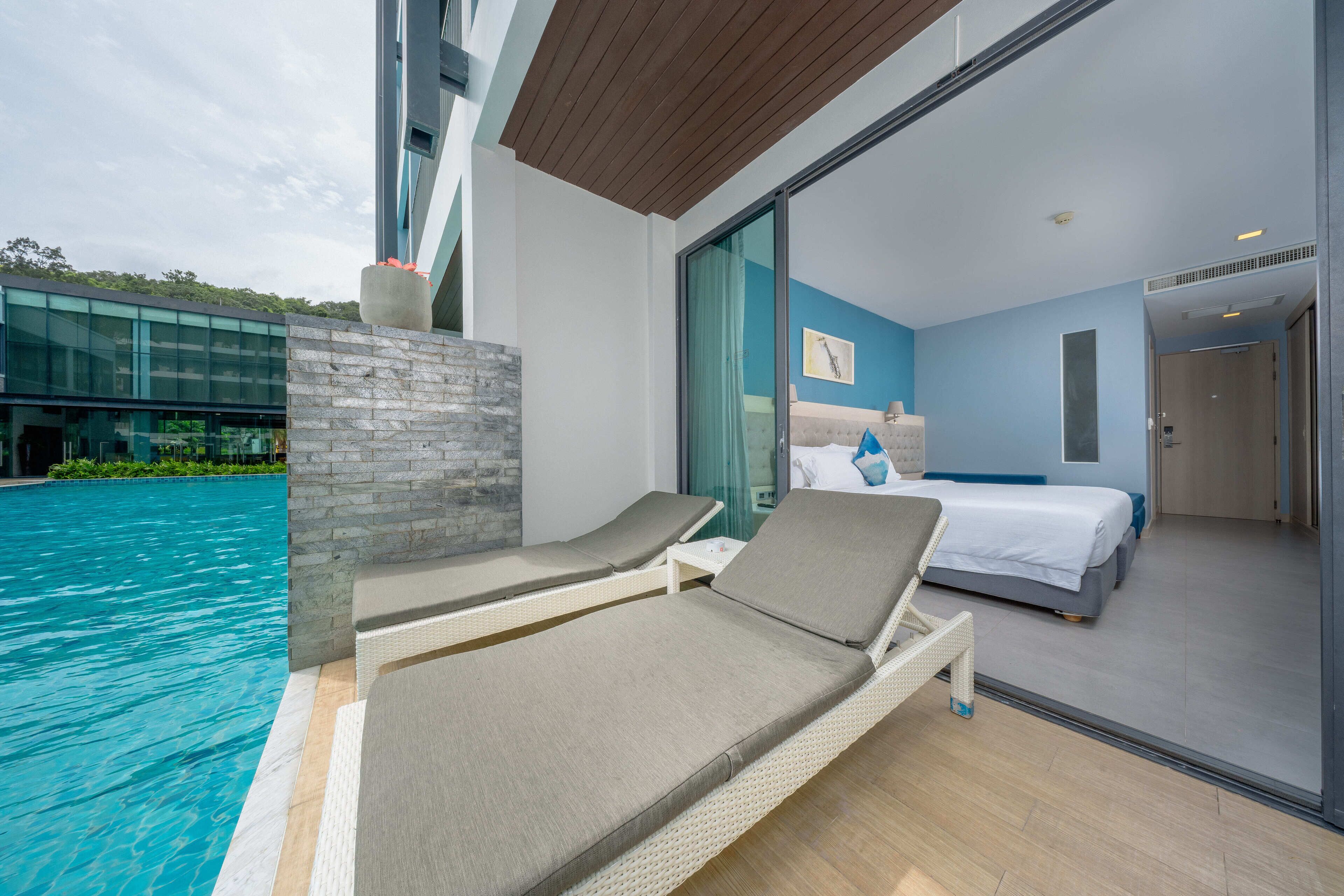 Deluxe Pool Access Room | Terrasse/patio