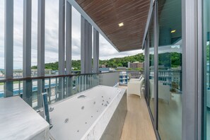 Deluxe Sweet Room | Balcon