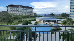 Studio (Mactan Seaside G) | Pemandangan dari bilik