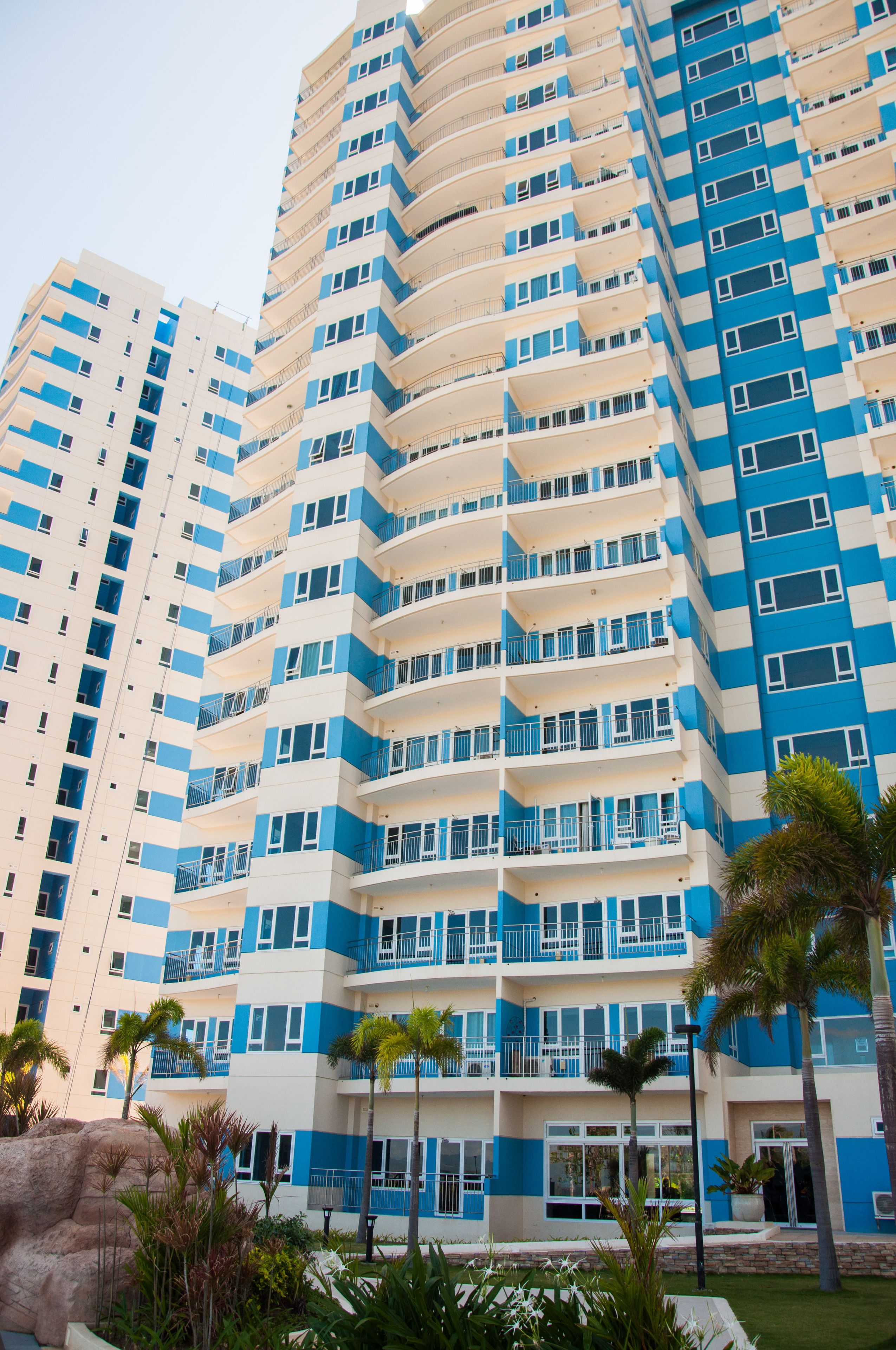 Mactan Seaside 1-Bedroom Apartment A (with Queen Bed) | Pillowtop beds, individually decorated, individually furnished, desk