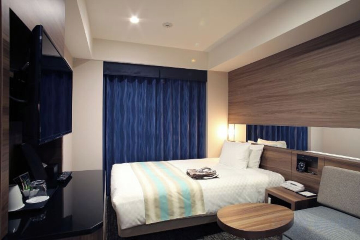Compact Double Room