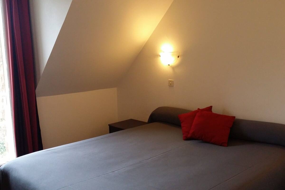 comfort double or twin room, garden view | premium bedding, in-room safe, desk, iron/ironing board