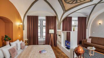 Hypo-allergenic bedding, individually decorated, individually furnished