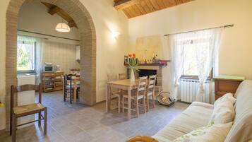Appartement Familial, 4 chambres | Coin séjour