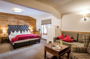 Junior Suite, Balcony, Mountain View | Premium bedding, down duvets, minibar, in-room safe - Hotel Gridlon (Pettneu am Arlberg)