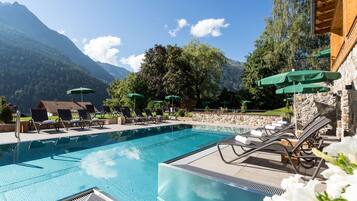 Indoor pool, outdoor pool, pool loungers