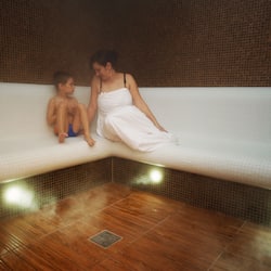 Sauna, vasca idromassaggio, trattamenti per il corpo