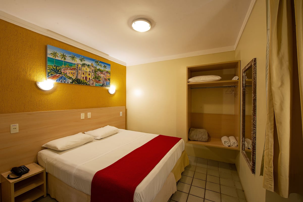 Minibar, in-room safe, desk, free cribs/infant beds