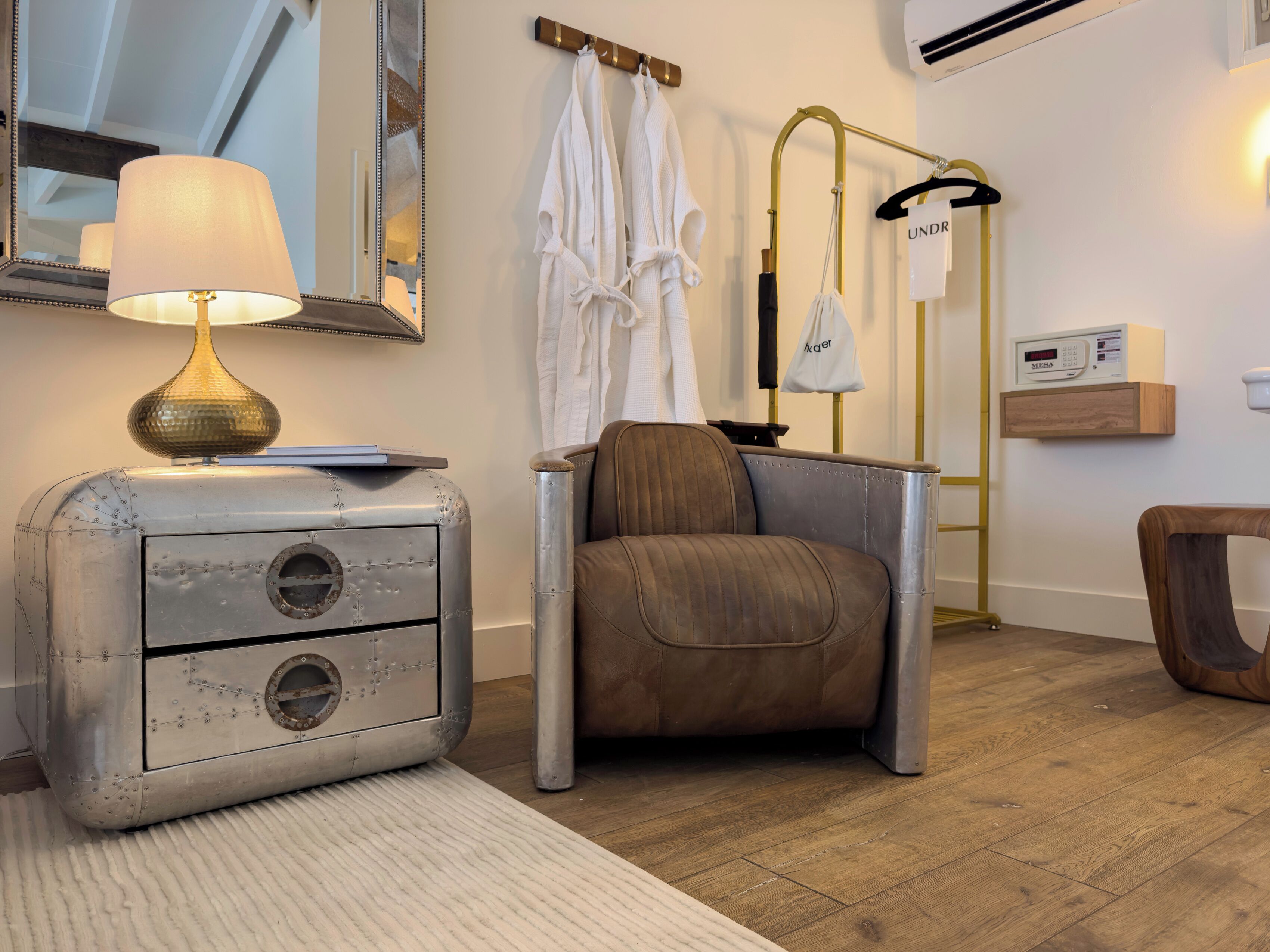 moonlight king | premium bedding, in-room safe, iron/ironing board, free wifi