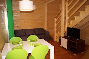 Bungalow, 2 Bedrooms, Kitchenette | Interior - Domki Onyx (Mielno)