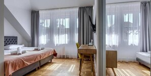 1 bedroom, desk, free WiFi, bed sheets