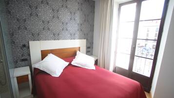 Double Room, 1 Double or 2 Single Beds, Balcony, City View | Desk, blackout curtains, free WiFi, bed sheets