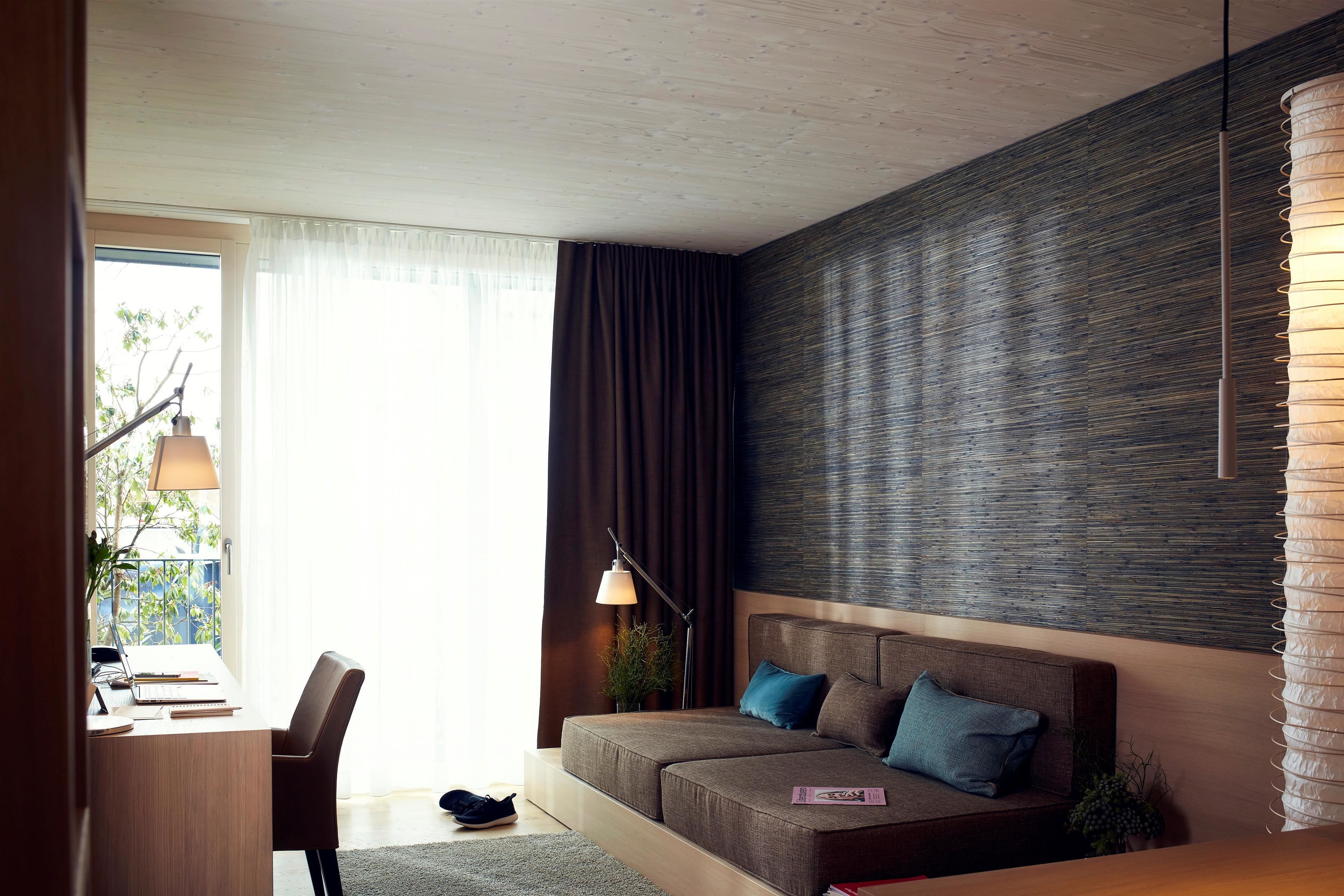 1 bedroom, in-room safe, desk, soundproofing