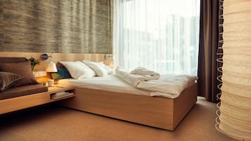 Business Plus Apartment | 1 bedroom, in-room safe, desk, soundproofing