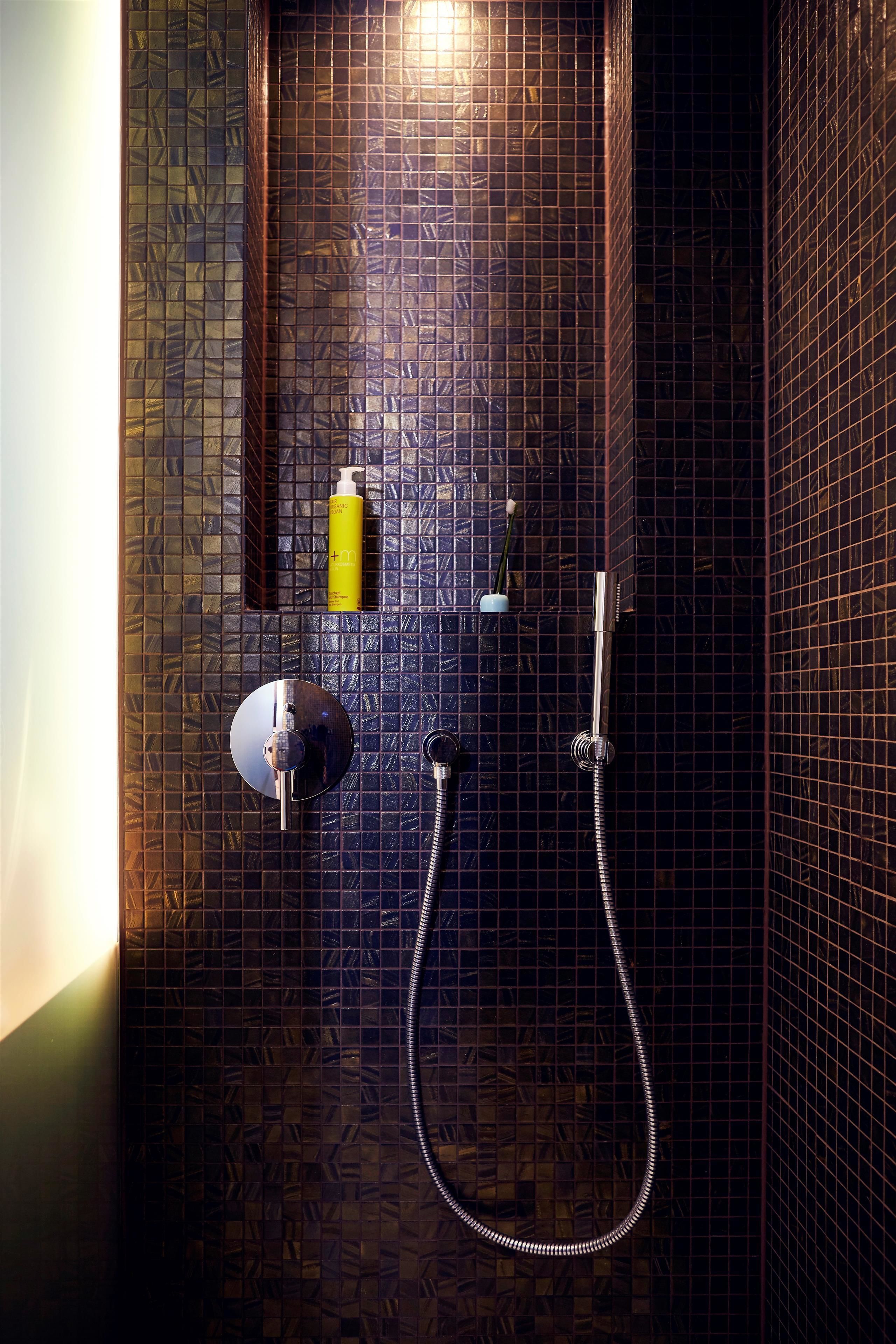 shower, rainfall showerhead, eco-friendly toiletries, hair dryer