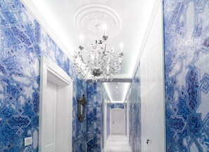 Inn-/utsjekkingsautomat