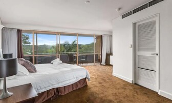 Penthouse Upper | 1 bedroom, in-room safe, desk, blackout drapes