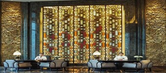 Wanda Reign Chengdu Hotel