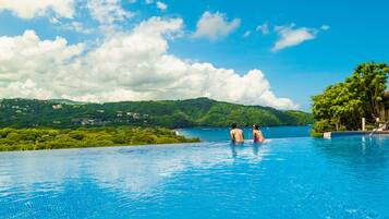 4 udendørs pools, gratis hytter, liggestole