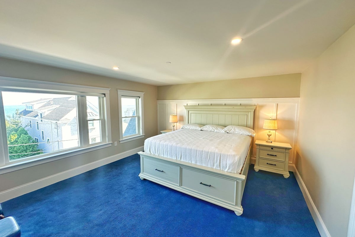 Signature Room