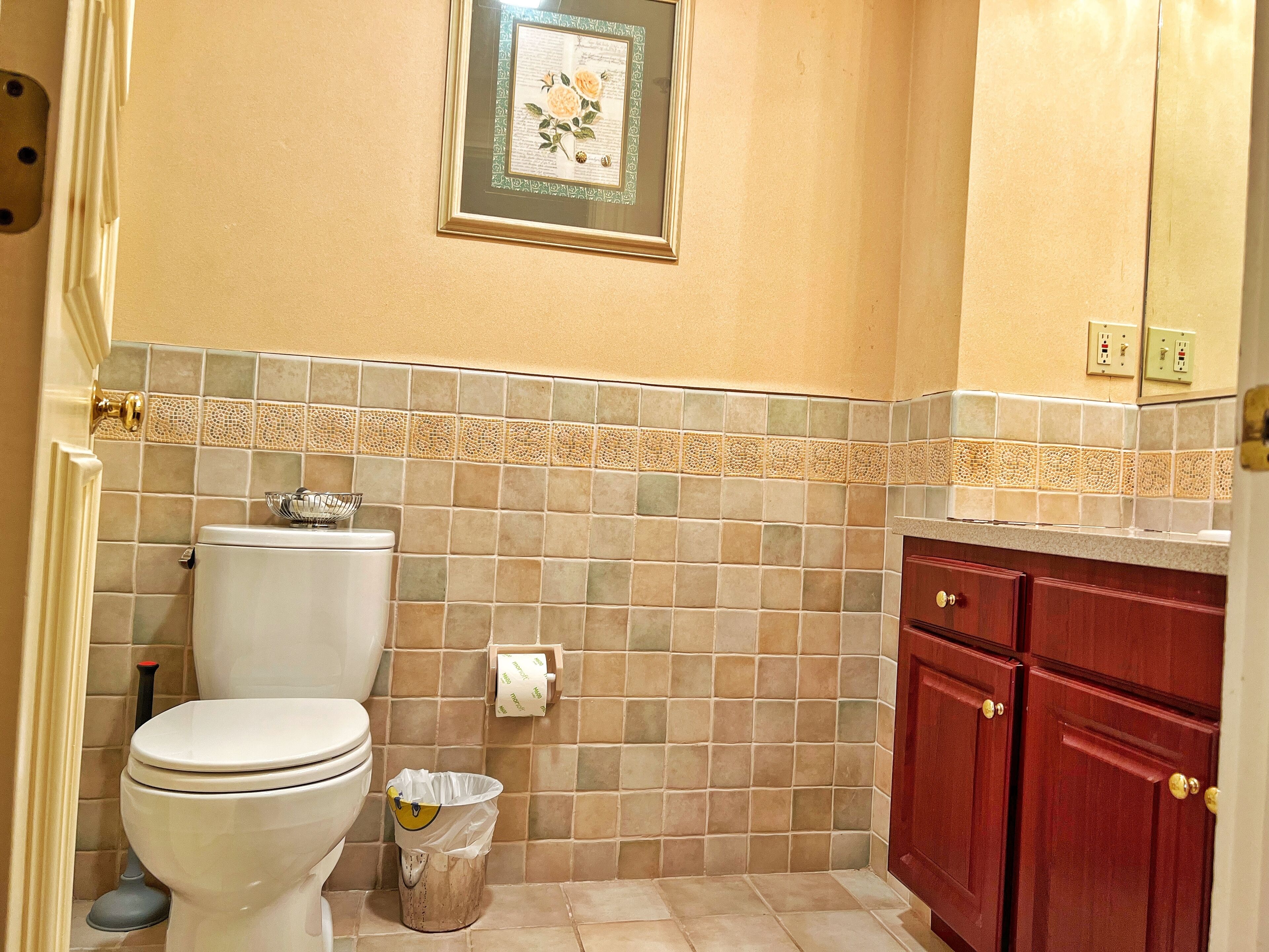 premier room, 1 queen bed, private bathroom, ocean view | bathroom | free toiletries, hair dryer, towels, soap