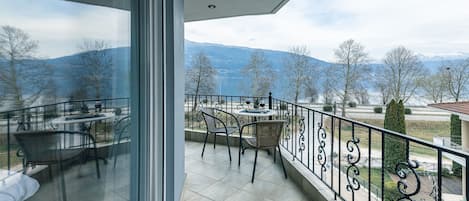 Chambre Standard, vue lac | Balcon