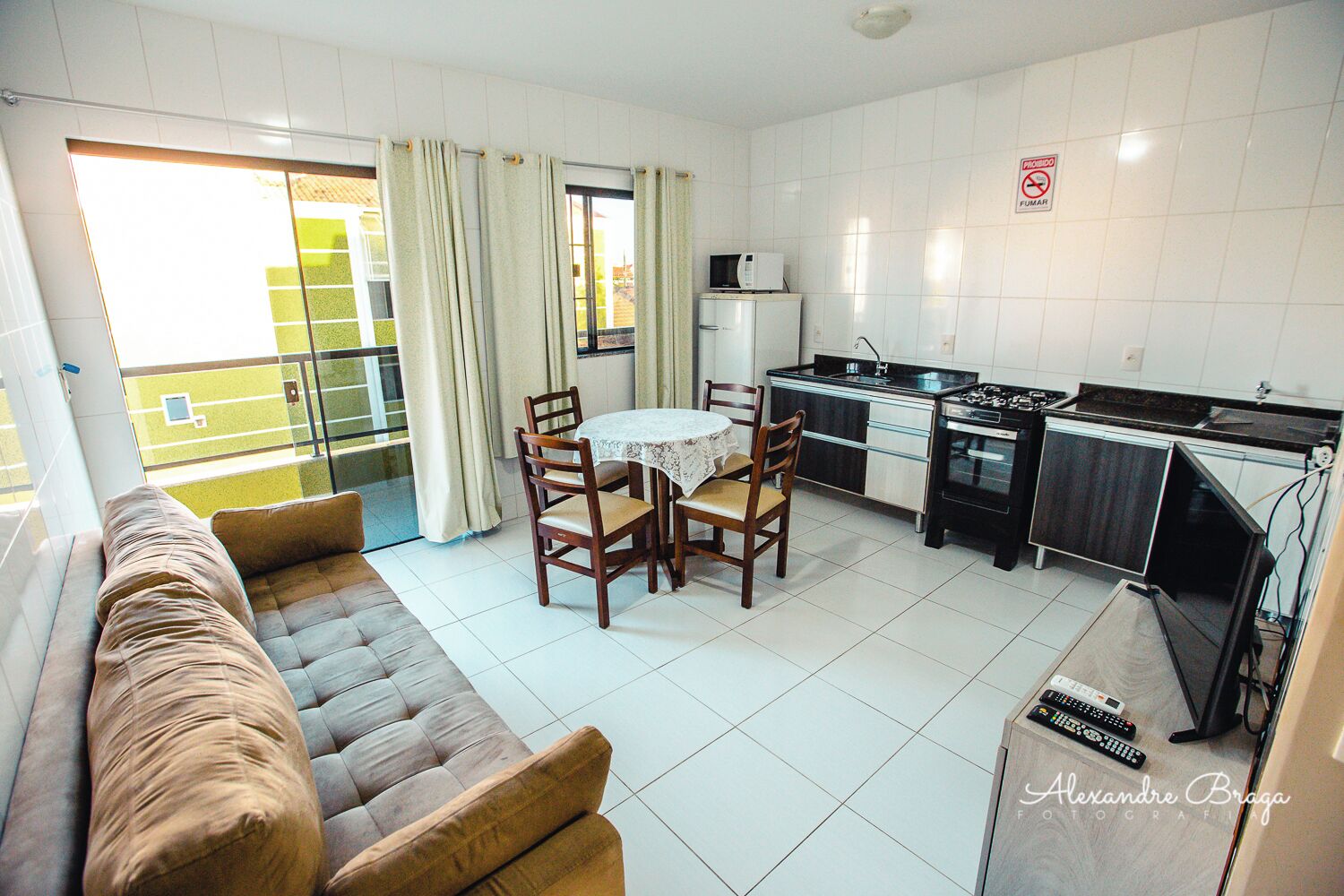 Deluxe Apartment, 1 Bedroom | Private kitchen | Full-size fridge, microwave, oven, stovetop