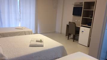 Premium Suite, Sea View | Minibar, free WiFi