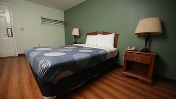 Standard Room, 1 Queen Bed, Non Smoking