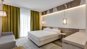 In-room safe, desk, blackout drapes, soundproofing