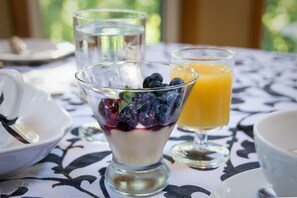 Desayuno completo incluido todos los días 