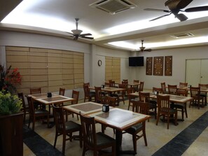 Daily cooked-to-order breakfast for a fee - Hotel Mediterraneo (Ciudad Madero)