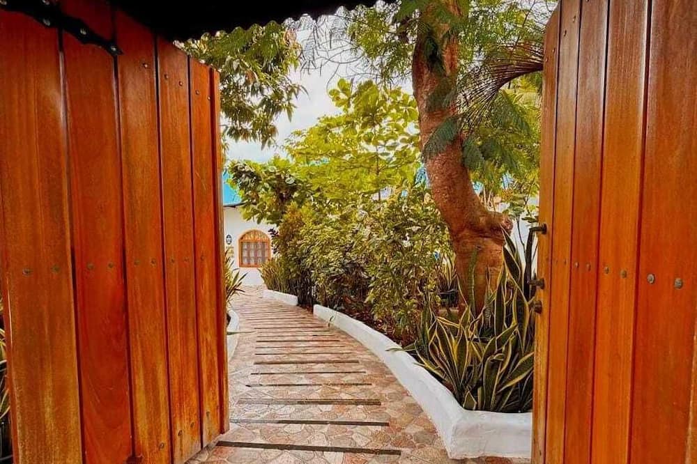 The Galapagos Pearl B&B