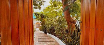 The Galapagos Pearl B&B