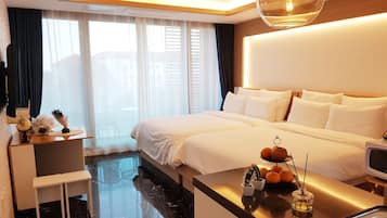 Room, Ocean View (Bonita, 2nd Floor, 15PY) | Free WiFi, bed sheets