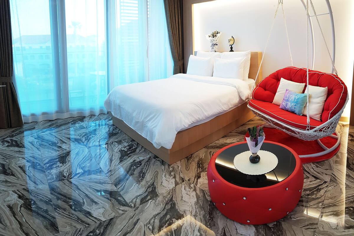 Room, Ocean View (Memoria, 1st floor, 15PY) | Free WiFi, bed sheets
