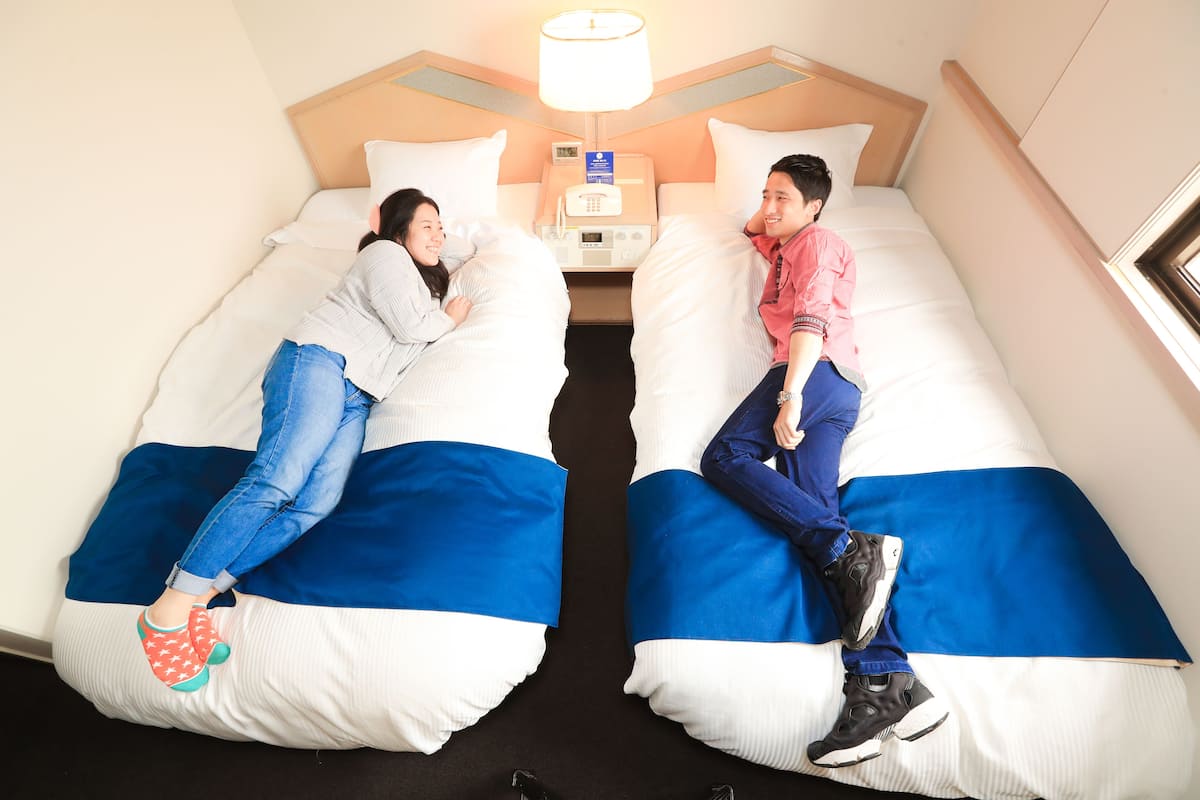 in-room safe, desk, free wifi