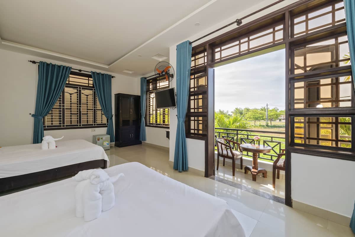 Family Room (Rice Fields View) | Minibar, in-room safe, desk, blackout drapes