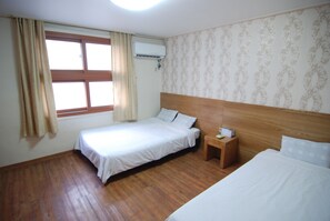 スタンダード ツインルーム | WiFi (無料)